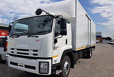 8-ton Pantech truck